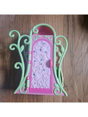 Strawberry Shortcake Armoire Wardrobe